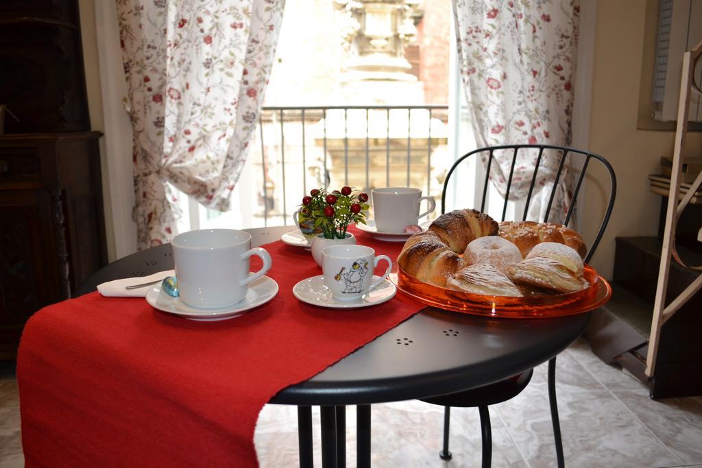 La Cattedrale Bed & Breakfast Nápoles Exterior foto